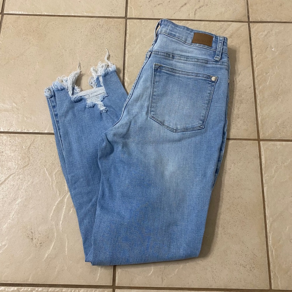 Judy‎ Blue Boyfriend Fit Distressed Light Wash Jeans Shredded Raw Hem Size 5/27